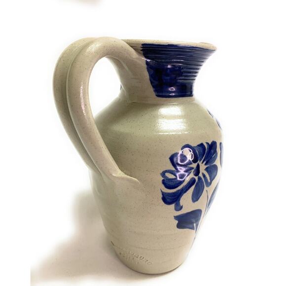 Vtg Williamsburg Pottery Factory Salt Glazed Pitcher Blue 2 Floral 7 1/2" Tall - Picture 2 of 10